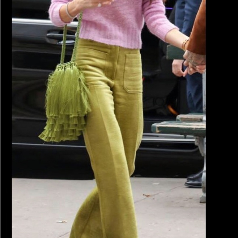 ISO Looking to buy color Chartreuse Alina Pants V Beckham.US 6-8, 29, 30,28